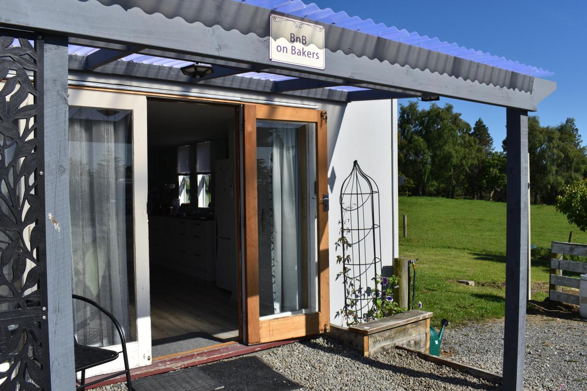 Bnb On Bakers Waimate ภายนอก รูปภาพ